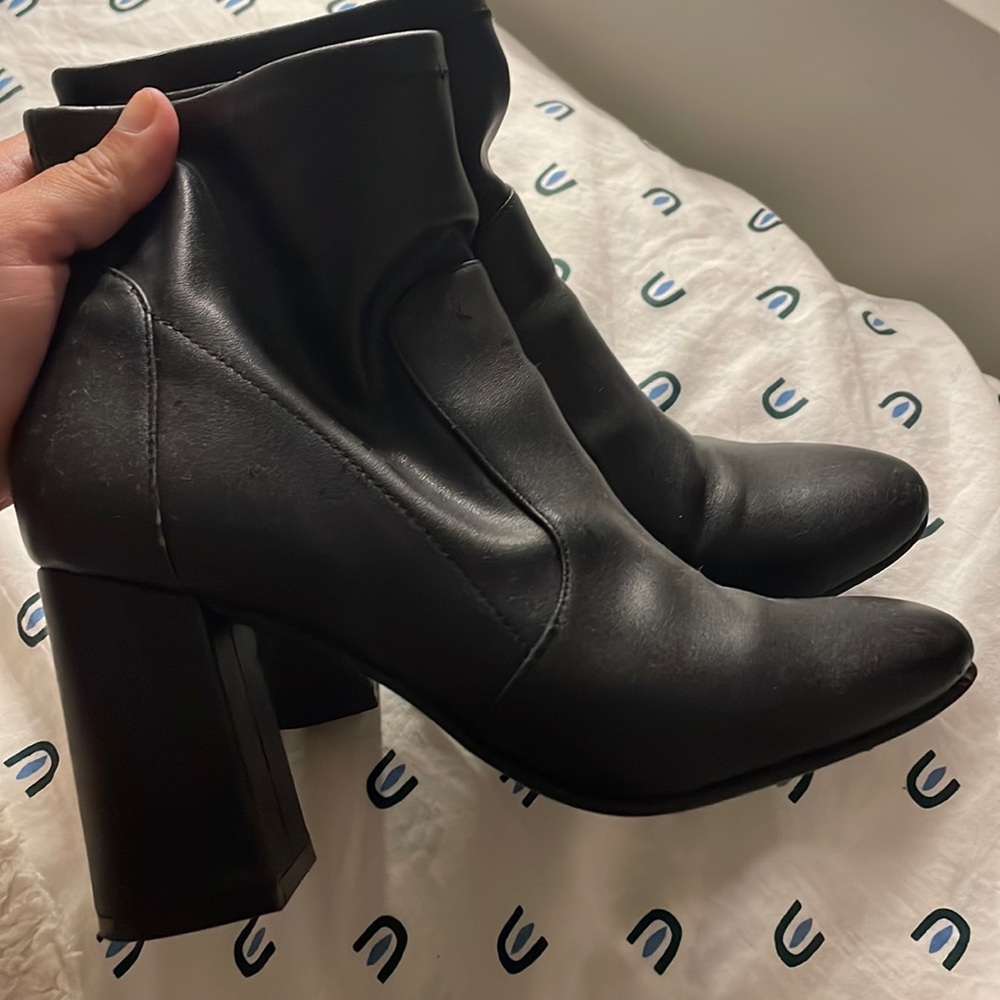 Black used leather booties